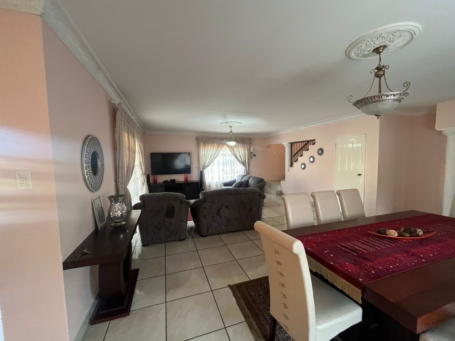 4 Bedroom Property for Sale in Bodorp North West